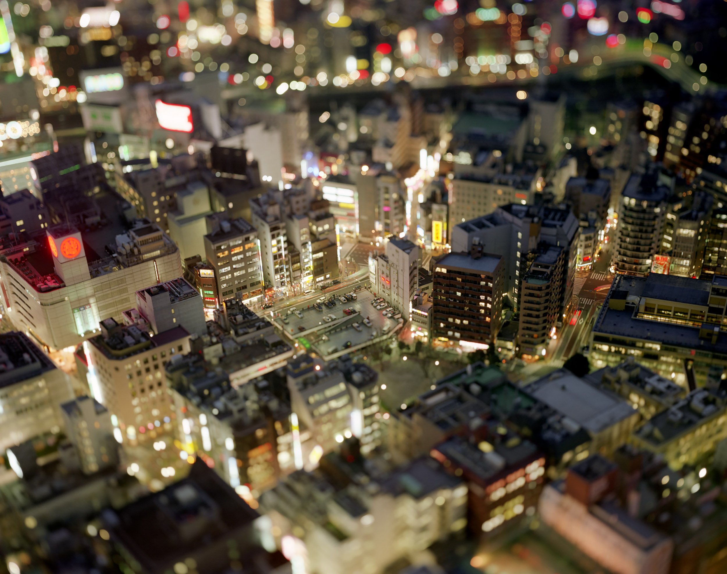 本城直季 (un)real utopia｜イベント｜高知県立美術館